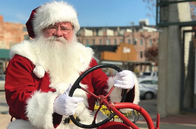 Santa Claus visits the Farmers' Market